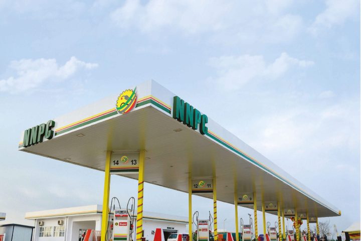 Nigerians Groan As NNPCL Again Increases Pump Price of Petrol