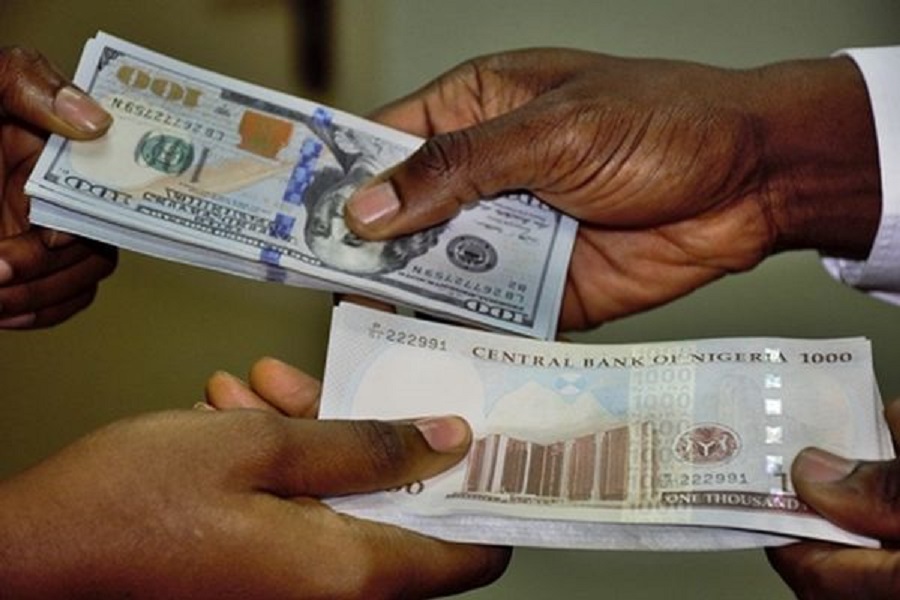 Naira Opens Below N1000/$