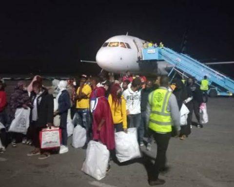 Migrants at airports