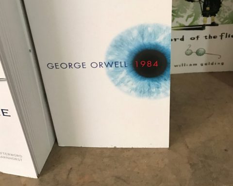 Popular University finds “1984” offensive