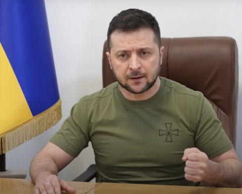 Zelensky Blows Hot, Asks UN To Dissolve Itself Since It Could Not Stop Russia