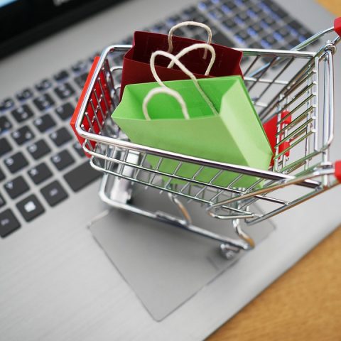 5 Easy Ways To Save Money While Shopping Online