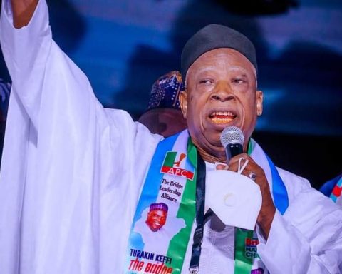 Cracks In APC As NWC Members Read The Riot Act To Adamu