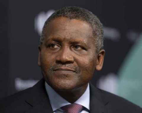 4 Billionaire Lifestyles You Should Copy This Year