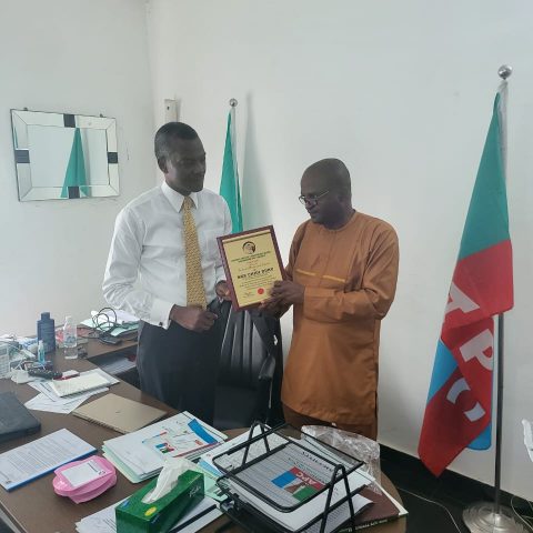 Nze Duru Bags Icon Of Democracy Award