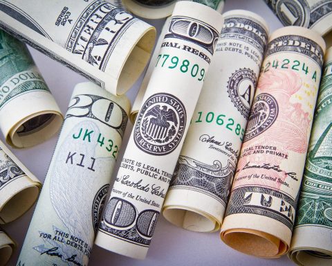 How Everyone Can Make Money On Tiktok Easily