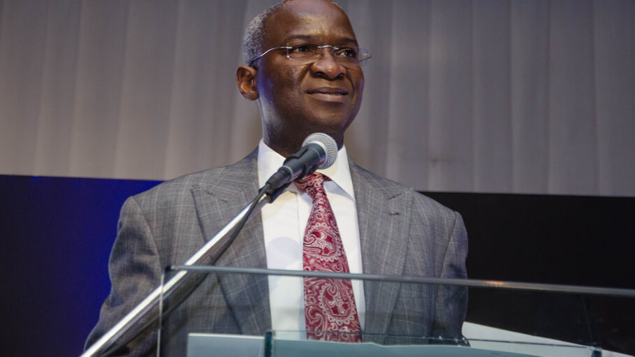 Fashola Talks On Future of Nigeria’s Democracy At TheNiche 2022 Lecture