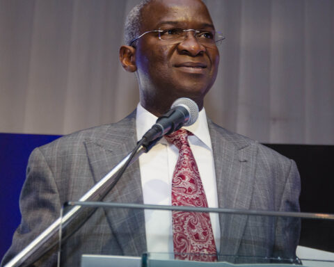 Fashola Talks On Future of Nigeria’s Democracy At TheNiche 2022 Lecture
