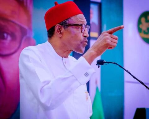 Imo State Governor, Hope Uzodinma on Tuesday organised a bouquet in honour of President Muhammadu Buhari who visited the state to commission some projects.