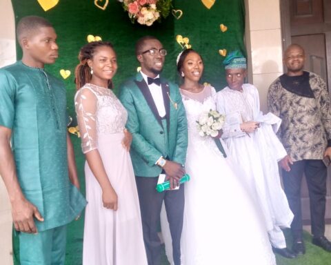 Prime Business Africa Admin Officer Mayowa Weds Medical Doctor Hannah In Lagos