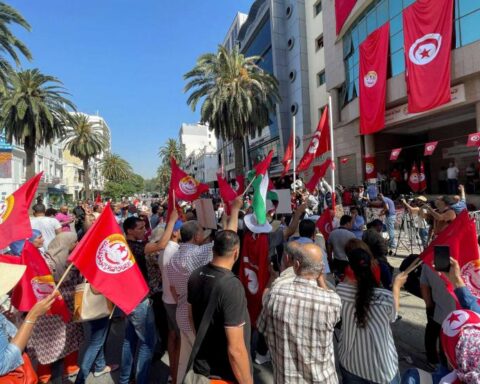 Tunisia's Govt Agrees On Annual 5% Wage Increment For Workers Till 2025