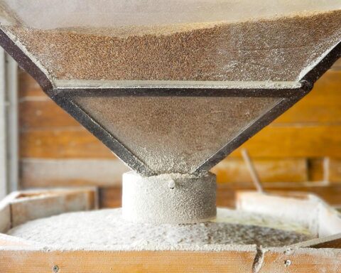 ADM Milling Shuts Down Operations In Iowa