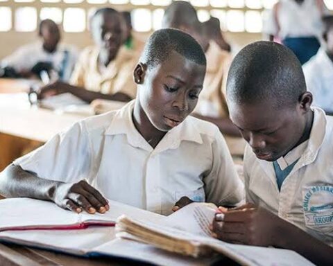 As students in Ivory Coast return to school for the new academic session, they are beset with the challenge of studying harder due to the reintroduction of the policy of expulsion for students who underperform at the end of the session.