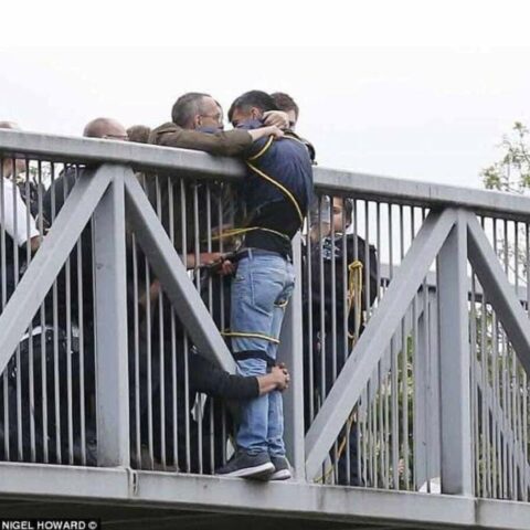 Strangers Save Man Wanting To Jump Off London Bridge