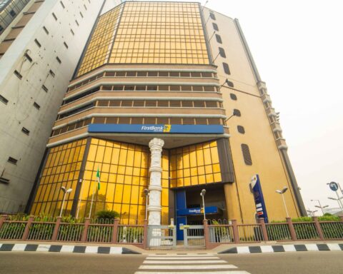 New Naira Note: First Bank Begins Saturday Banking