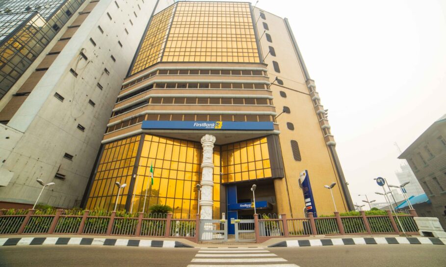 New Naira Note: First Bank Begins Saturday Banking