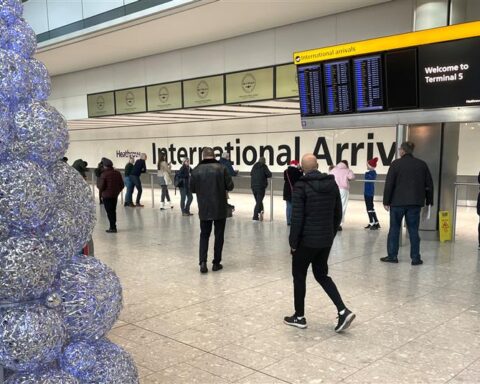 UK Govt Considers COVID Restrictions On China Arrivals, Uruguay Detects Omicron Variants