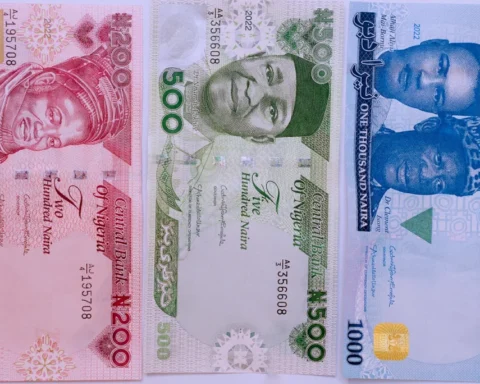 Supreme Court Favours Northern States, Suspends Old Naira Deadline