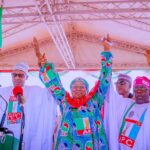 2023: Buhari in Adamawa Campaigns for Tinubu, Binani