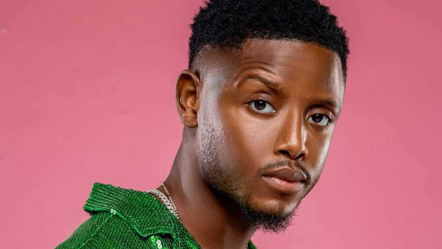Chike Shares Visuals For “On The Moon”