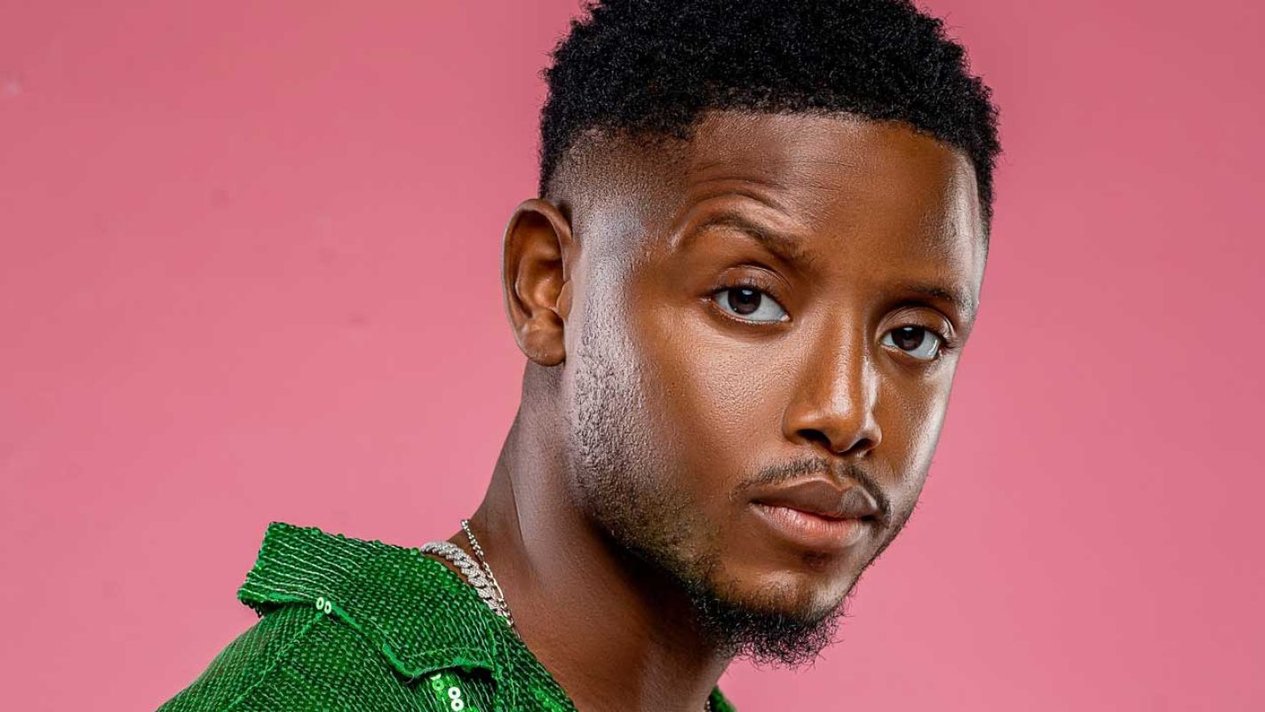 Chike Shares Visuals For “On The Moon”