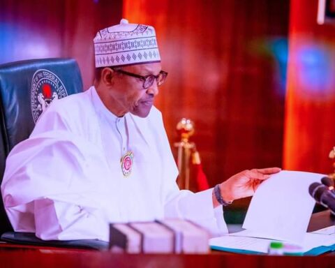 FG To Share $800 million Among 50 million Nigerians After Removal Of Fuel Subsidy