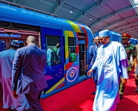 Buhari Commissions Phase 1 Of Lagos Blue Rail Line