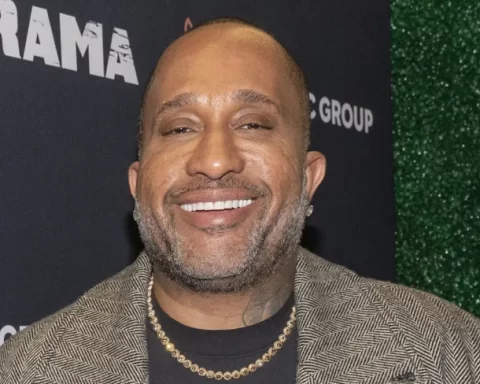 Kenya Barris Was Served Legal Papers By Sister At ‘You People’ Premiere