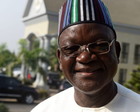 Benue State’s Ex-gov, Ortom, Signs Bill To Earn N25 million, Receive 2 SUVs After Tenure