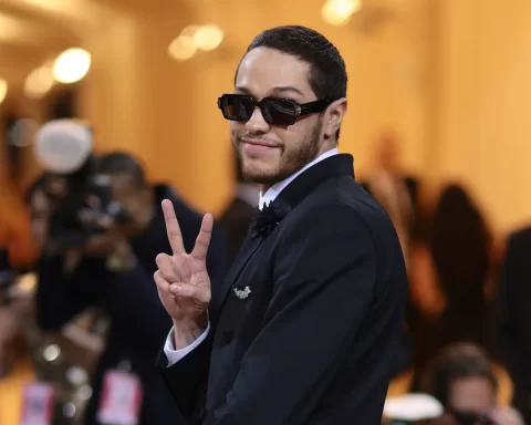 Pete Davidson, Chase Sui Wonders Involved In A Car Accident