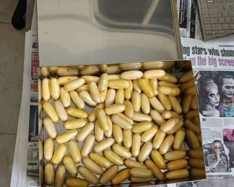 2 Nigerians Nabbed In Indian Airport With 167 Cocaine-filled Capsules Concealed In Stomach 