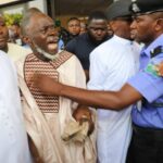 Labour Crisis: Obidients Jeer, Boo Apapa, Prevent Him From Speaking to Journalists In Court 