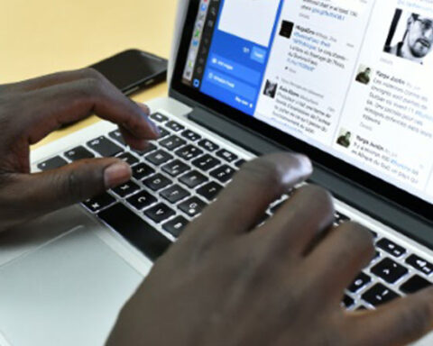 13 Expert Tips to Enhance Laptop Performance
