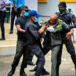 Emefiele: How DSS Operatives Rough-handled Top Ikoyi Prison Official During Clash In Court Premises