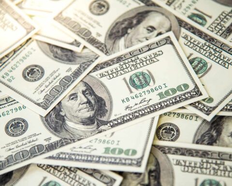 Forex Transactions Decline By $89.61 Million As Dollar Rate Surges
