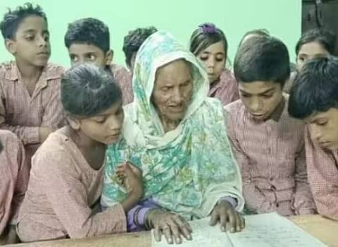 92-year-old Indian Great Grandmother Goes To School, Inspires Other Women