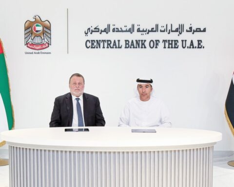 Egypt, UAE Sign $1.4 Billion Currency Swap To Tackle Economic Crisis