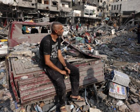 Gaza Death Toll Nears 8,000, Palestinian Health Ministry Reports