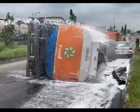 Petrol Tanker Fire Explosion Averted In Surulere Lagos