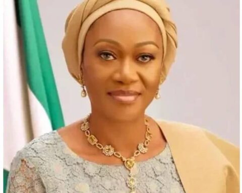 Tinubu's Wife To Nigerians: 'My Husband Not Magician', Calls For Hope, Trust