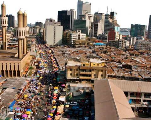 Nigeria’s Economic Woes Worsen As Investments From US, UK Wane