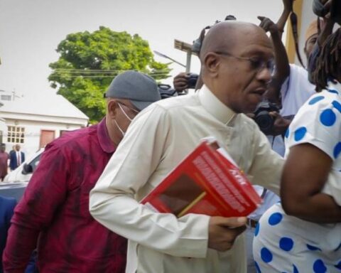 Court Orders EFCC To Produce Emefiele On November 8 Amidst Discrepancy