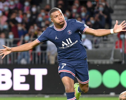 kylian mbappe psg v brest ligue