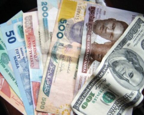 Naira Falls Against Dollar In Black Market As Demand Increases In FX Market