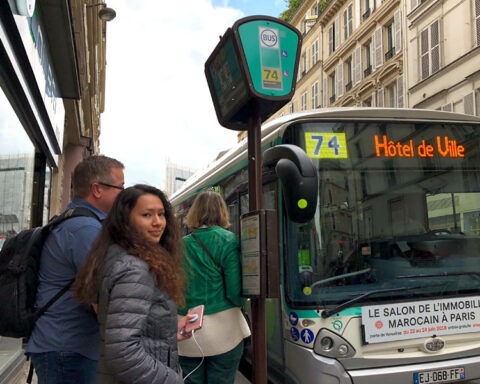 paris metro guide