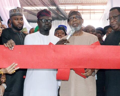 Nigerian Govt Records Breakthrough in Oil, Gas R&D, Commissions Gas Leak Detection Device