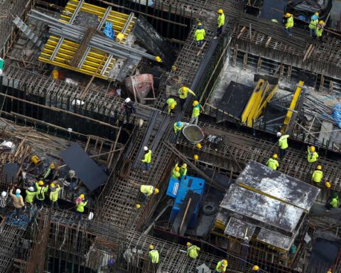 Thailand To Increase Minimum Wage Despite Economic Concerns; Inflation Remains Below Target