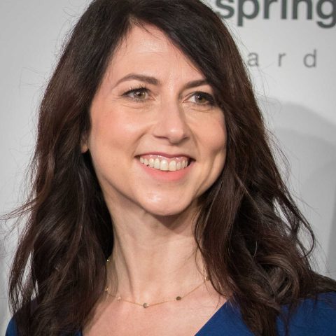 Jeff Bezos Ex-wife, MacKenzie Scott, Sells $10bn Amazon Shares