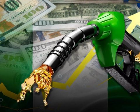 Nigerian Oil Marketers Demand End To Dollar Transactions To Alleviate Economic Strain