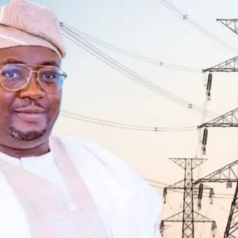 Nigeria's Power Minister Advocates Naira Payments for Gas